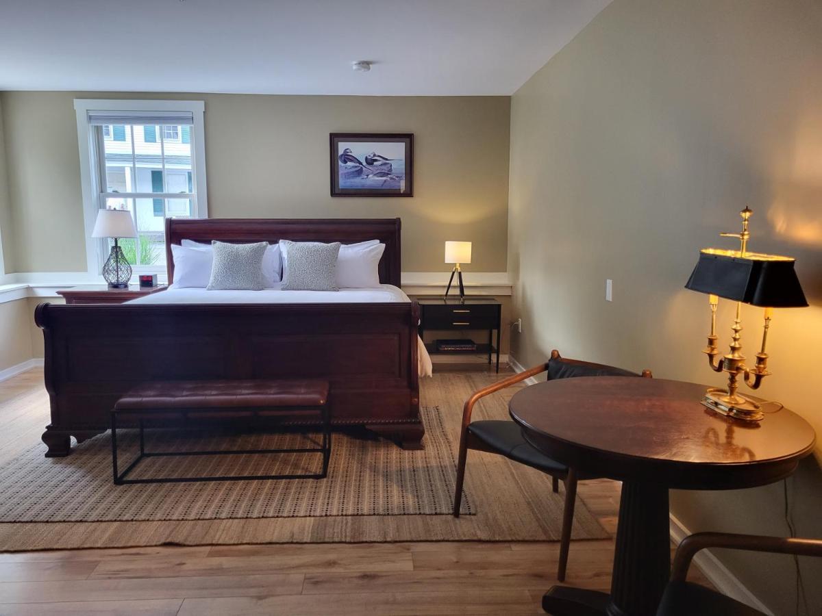 The Village 3* Stowe